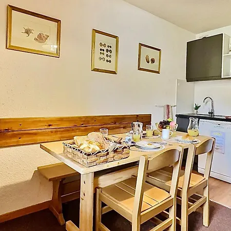 4 Pers. A Au Pied Des Pistes, Balcon Et Animaux Acceptes - Fr-1-411-391 Tignes